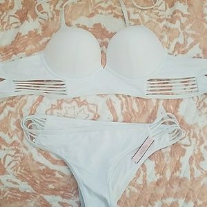 White Victoria's Secret bikini